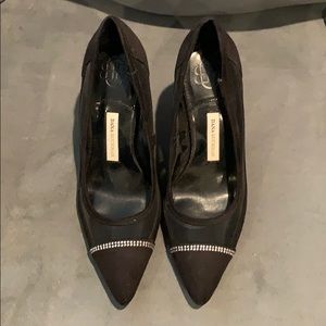 High heeled brown pumps